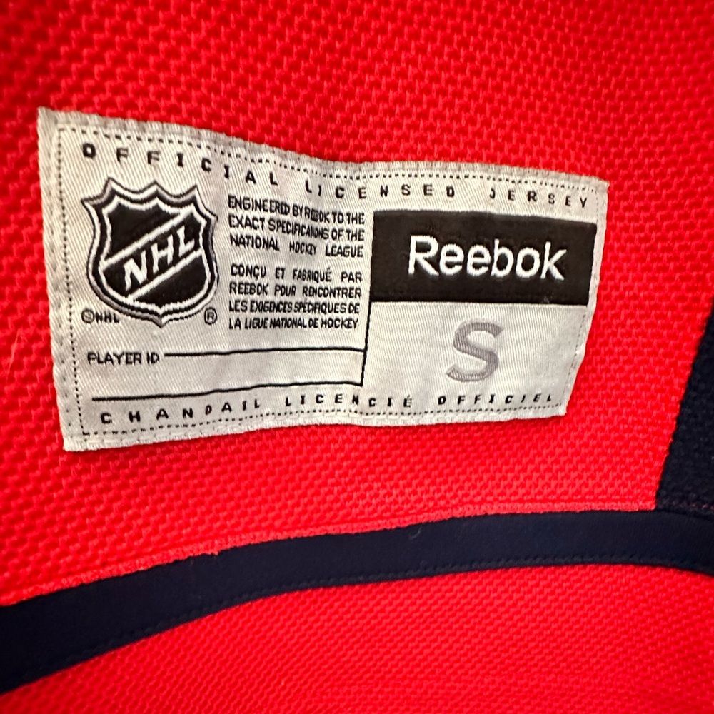 Reebok NHL Washington Capitals Red Jersey #28 Authentic Jersey Men’s Sz: Small - Picture 5 of 11